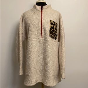 Lily pad Pullover Sweater